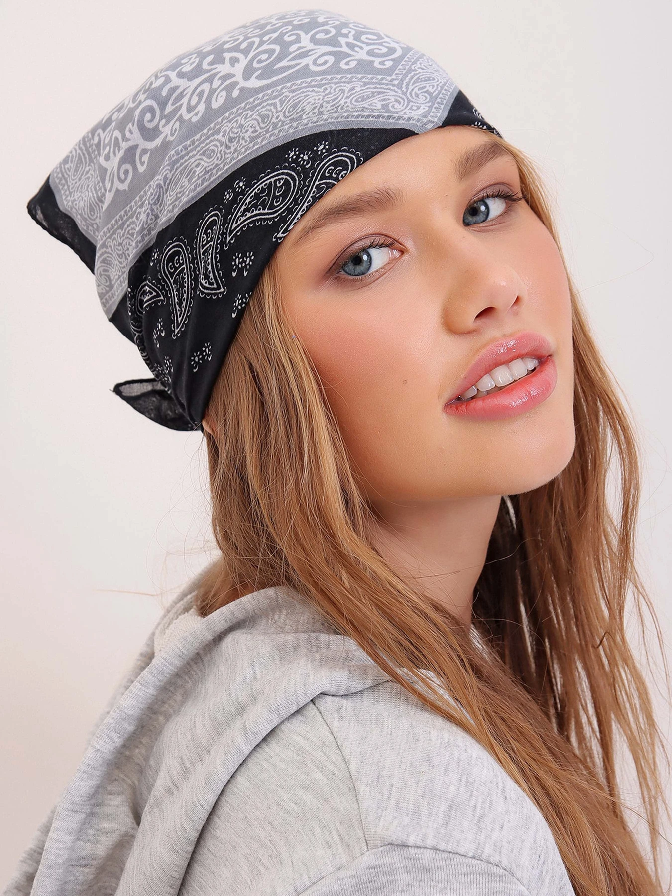 Шарфи та хустки Trend Alacati Stili модель ALC-A2367LACİVERT Шарфи та хустки Trend Alacati Stili модель ALC-A2367LACİVERT Фото