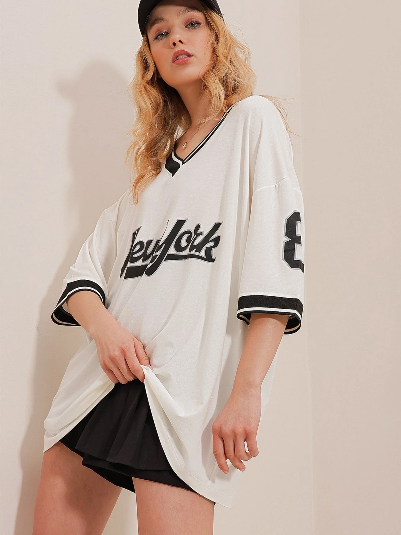Футболки и поло Trend Alacati Stili модель ALC-786-001BEYAZ Футболки и поло Trend Alacati Stili модель ALC-786-001BEYAZ Фото