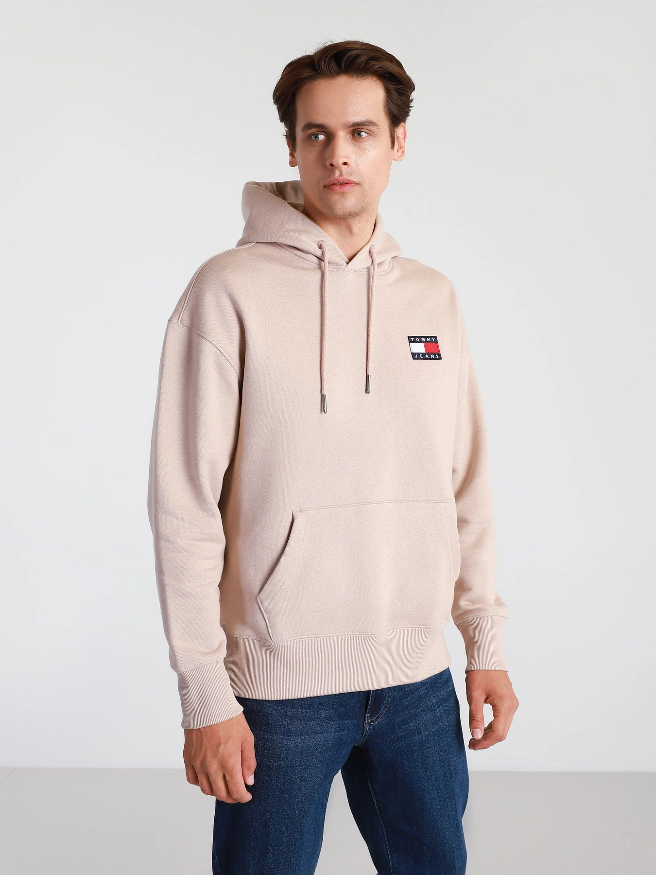Худі та світшоти Tommy Hilfiger модель DM0DM06593-ABM Худі та світшоти Tommy Hilfiger модель DM0DM06593-ABM Фото