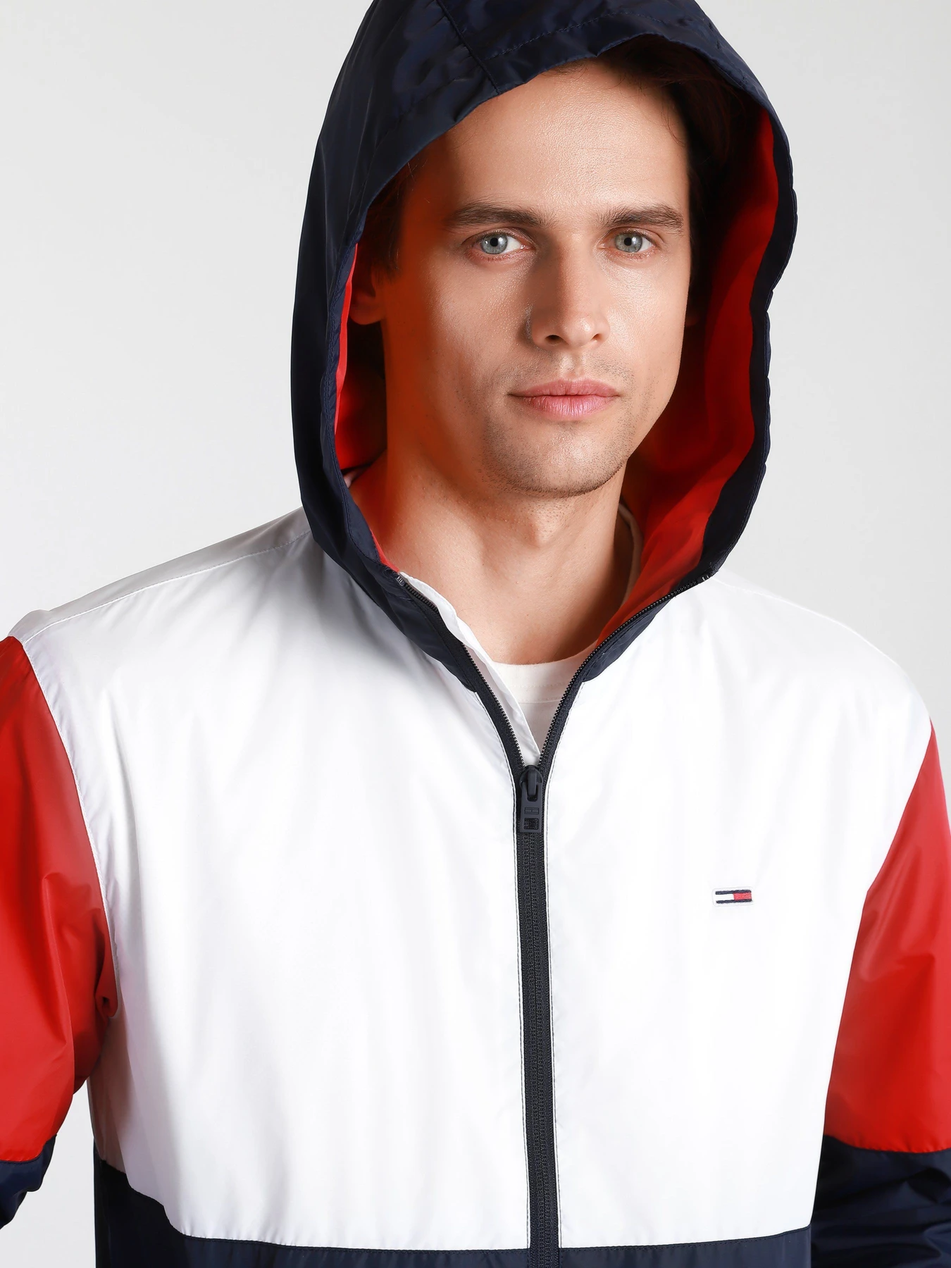 Худі та світшоти Tommy Hilfiger модель DM0DM10165-YBR Худі та світшоти Tommy Hilfiger модель DM0DM10165-YBR Фото