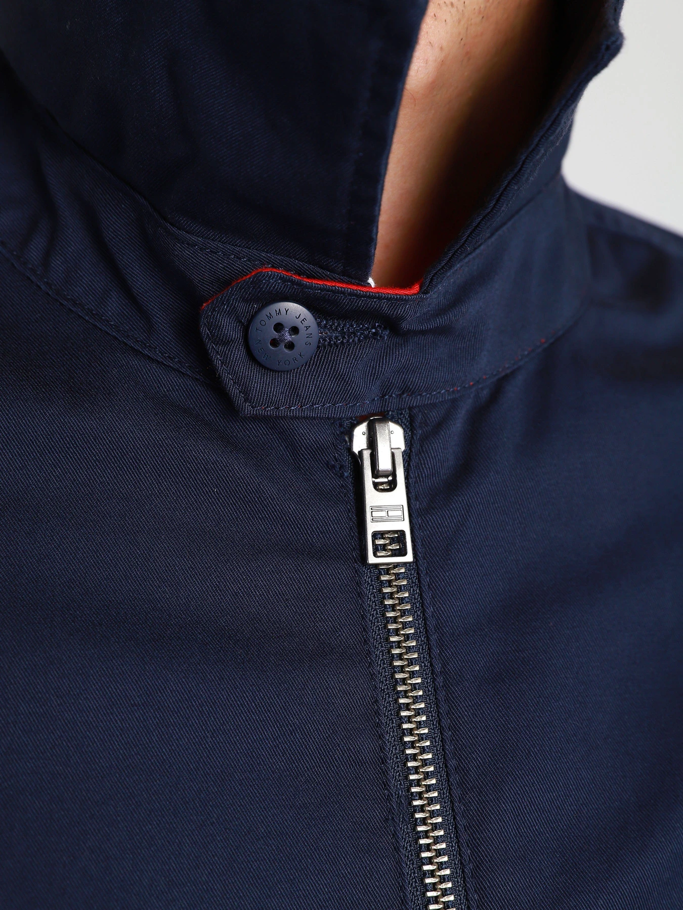 Худі та світшоти Tommy Hilfiger модель DM0DM10589-C87 Худі та світшоти Tommy Hilfiger модель DM0DM10589-C87 Фото