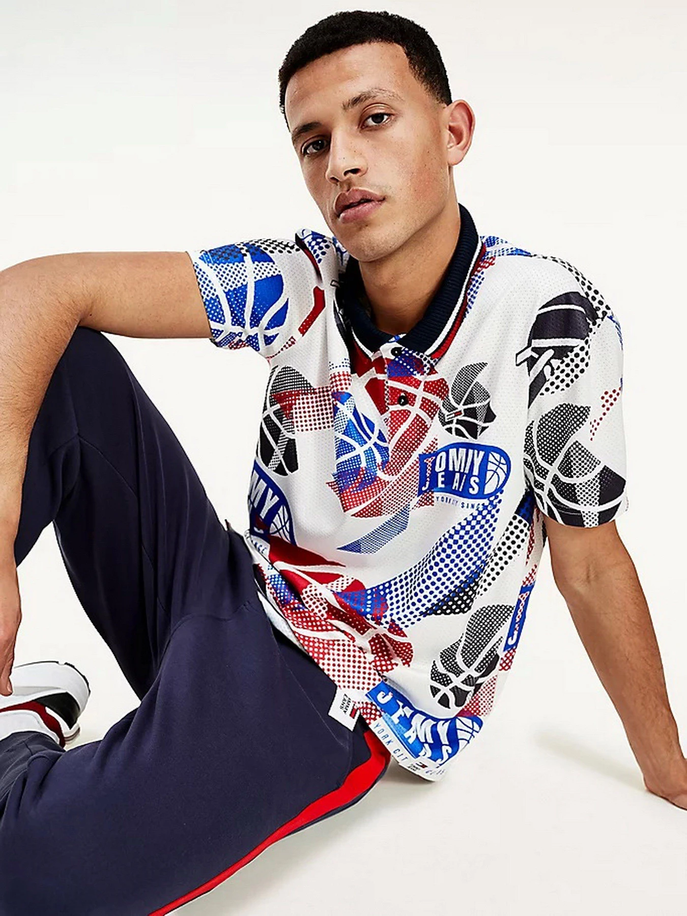 Брюки Tommy Hilfiger модель DM0DM10634-C87 Брюки Tommy Hilfiger модель DM0DM10634-C87 Фото