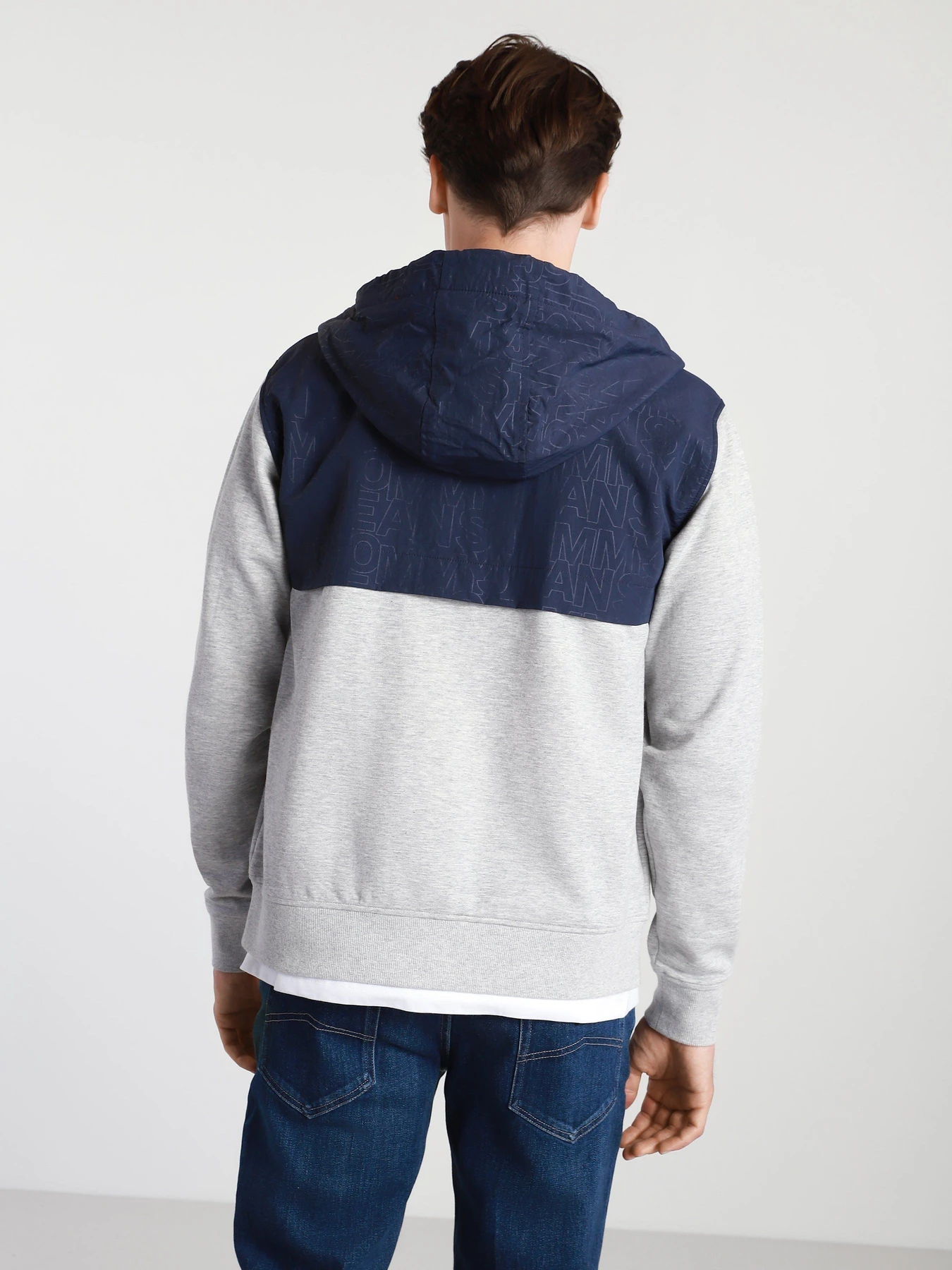 Худі та світшоти Tommy Hilfiger модель DM0DM10717-P01 Худі та світшоти Tommy Hilfiger модель DM0DM10717-P01 Фото