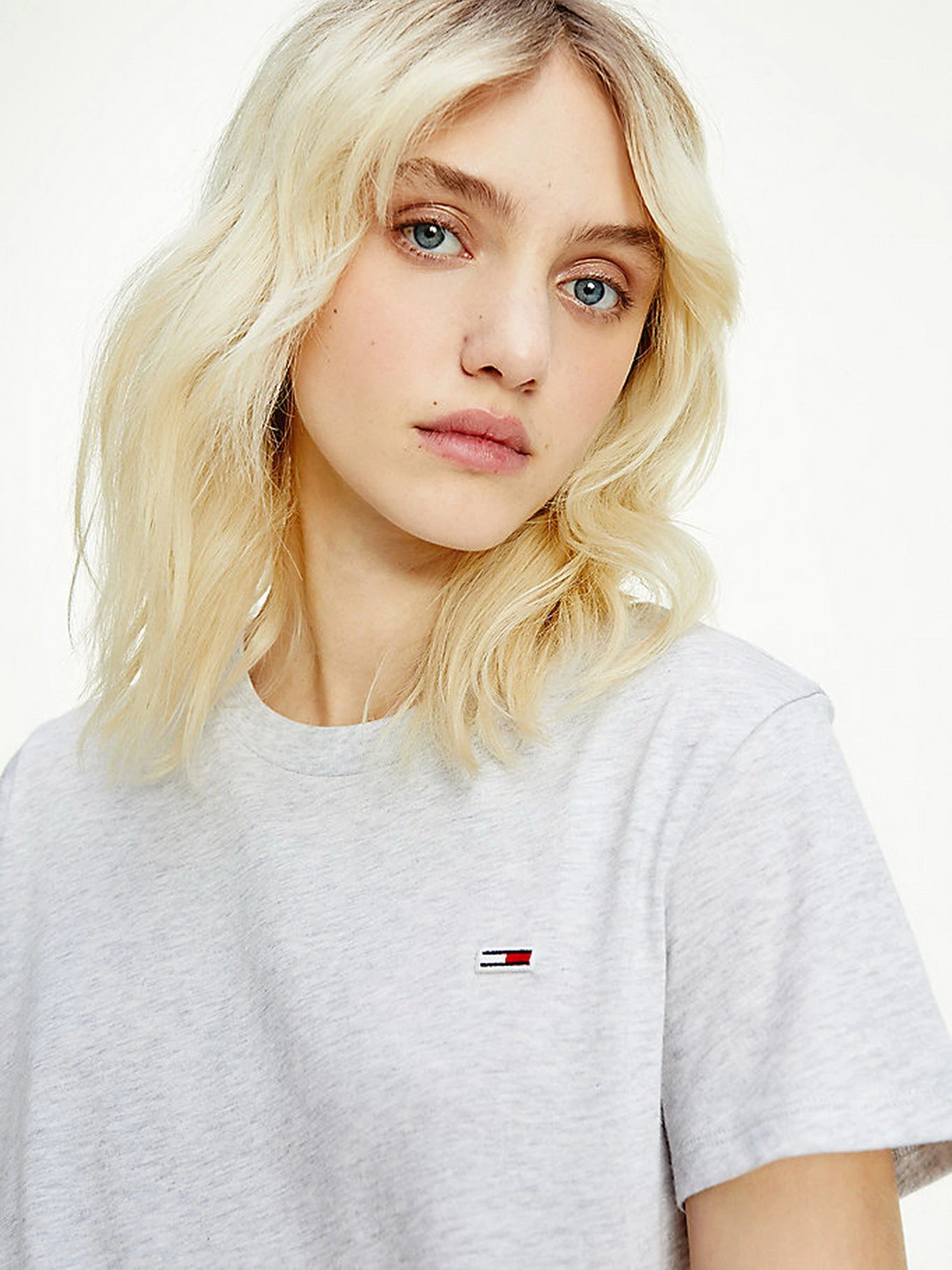 Футболки и поло Tommy Hilfiger модель DW0DW09198-PJ4 Футболки и поло Tommy Hilfiger модель DW0DW09198-PJ4 Фото