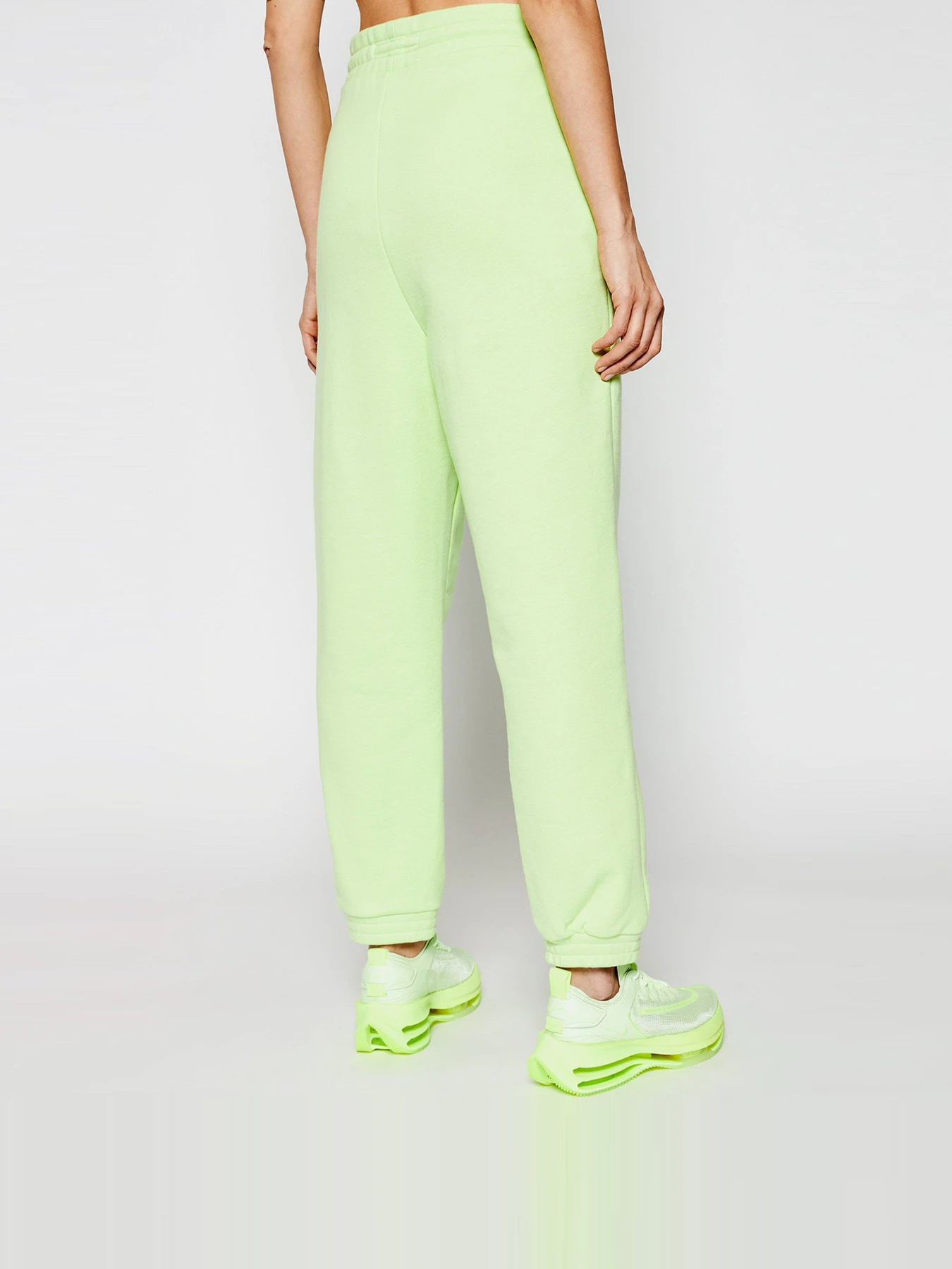 Брюки Tommy Hilfiger модель DW0DW09740-LT3 Брюки Tommy Hilfiger модель DW0DW09740-LT3 Фото