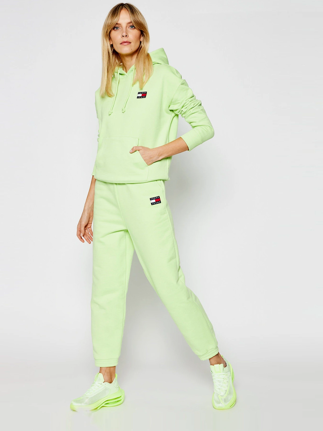 Брюки Tommy Hilfiger модель DW0DW09740-LT3 Брюки Tommy Hilfiger модель DW0DW09740-LT3 Фото