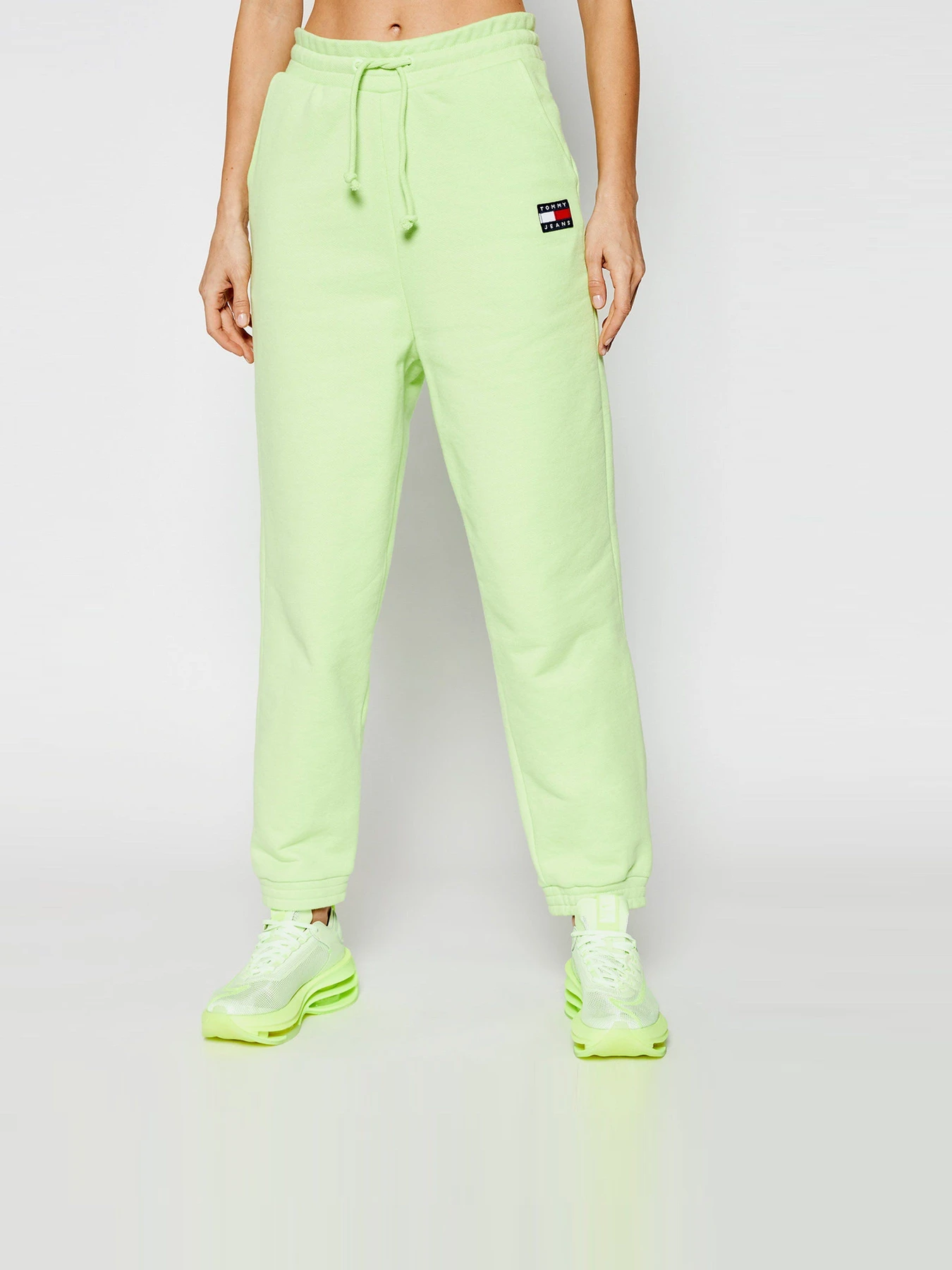Брюки Tommy Hilfiger модель DW0DW09740-LT3 Брюки Tommy Hilfiger модель DW0DW09740-LT3 Фото
