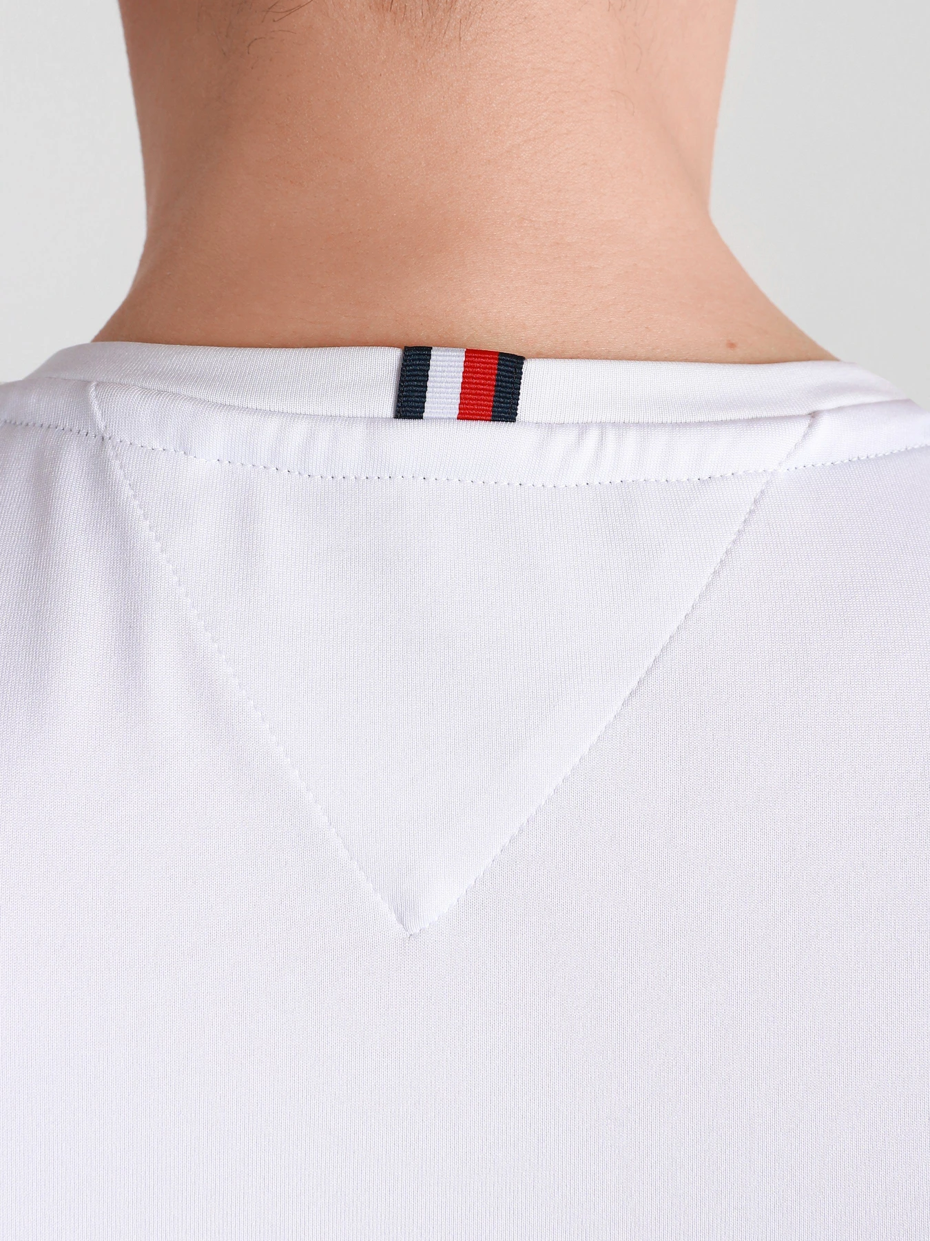 Одежда для дома и сна Tommy Hilfiger ESSENTIAL модель MW0MW17229-YBR Одежда для дома и сна Tommy Hilfiger ESSENTIAL модель MW0MW17229-YBR Фото