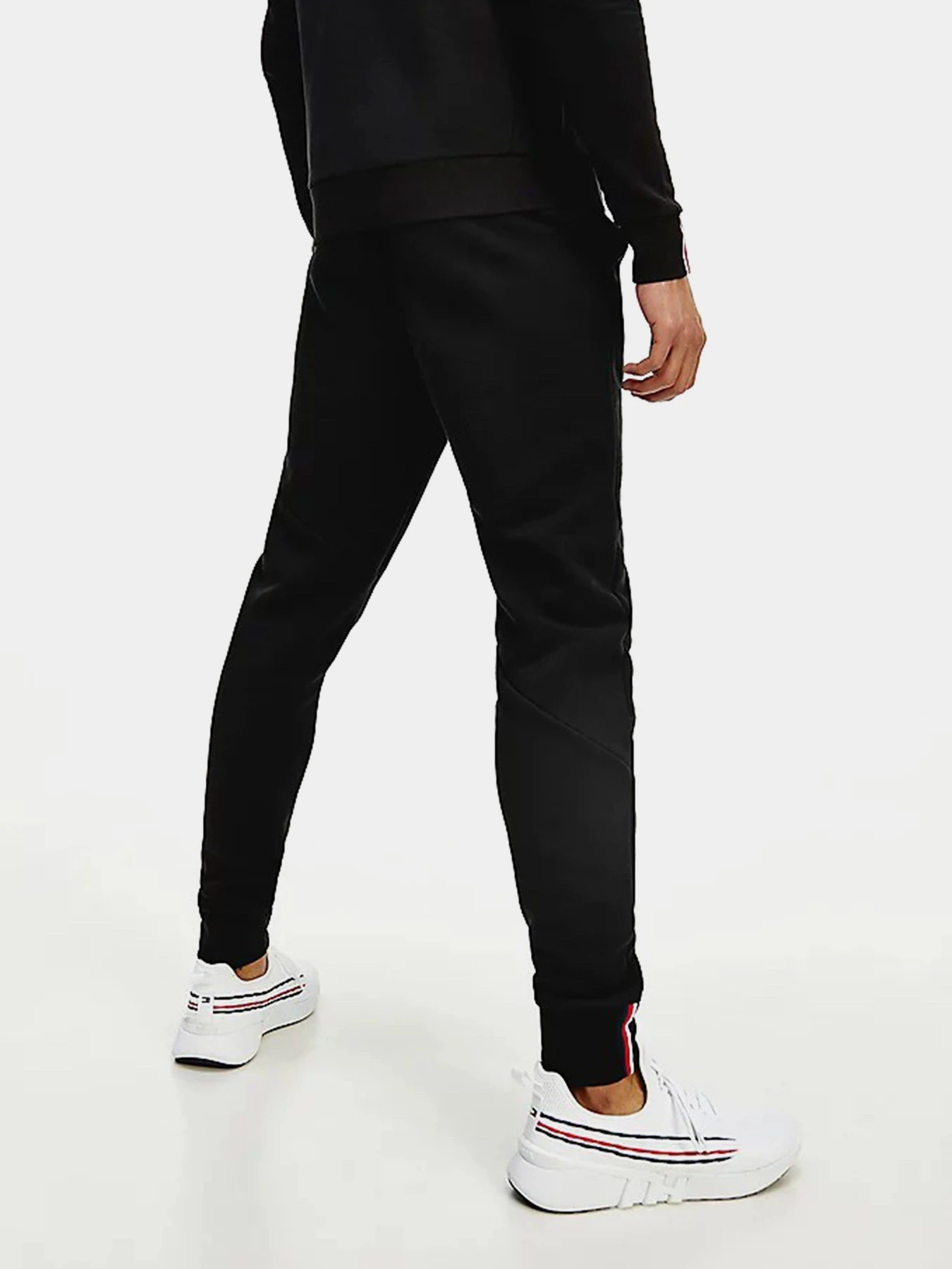 Брюки Tommy Hilfiger Cool модель MW0MW17238-BDS Брюки Tommy Hilfiger Cool модель MW0MW17238-BDS Фото