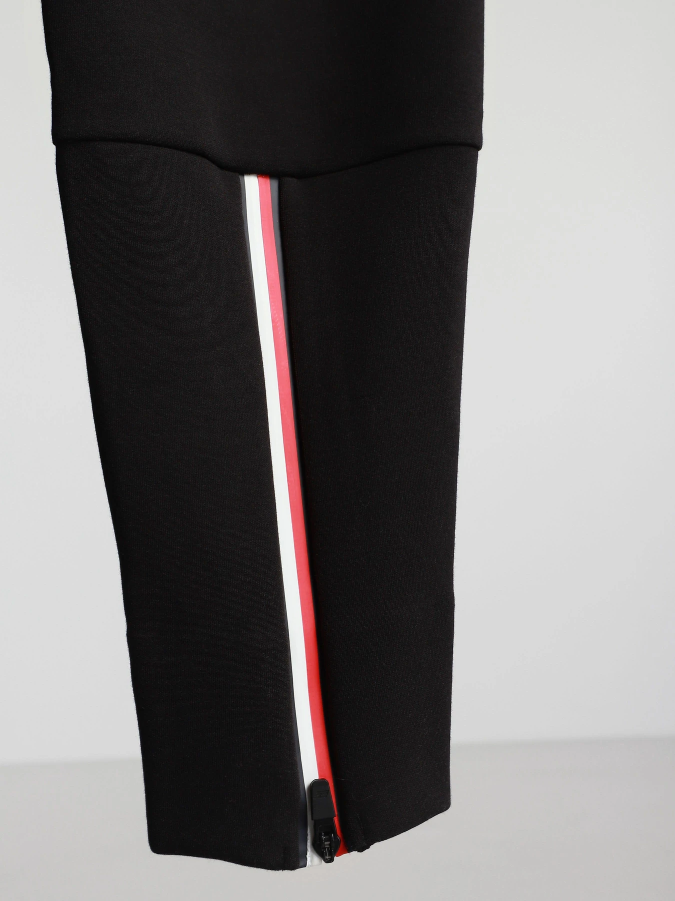 Брюки Tommy Hilfiger модель MW0MW17271-BDS Брюки Tommy Hilfiger модель MW0MW17271-BDS Фото