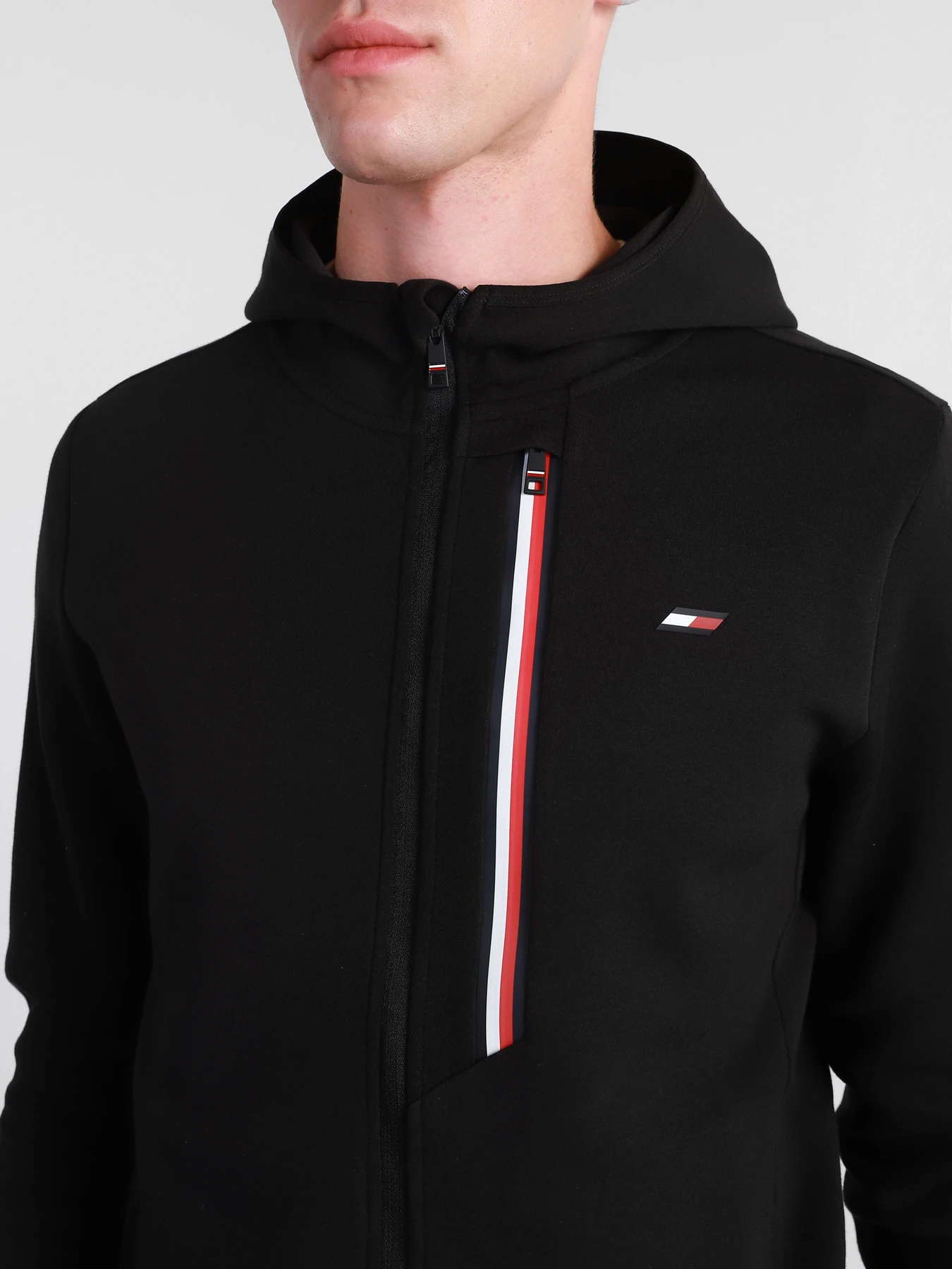 Худі та світшоти Tommy Hilfiger модель MW0MW17272-BDS Худі та світшоти Tommy Hilfiger модель MW0MW17272-BDS Фото