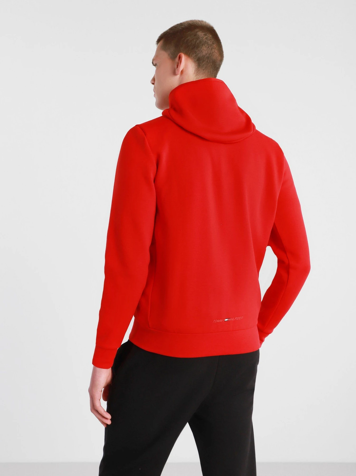 Худи и свитшоты Tommy Hilfiger модель MW0MW17272-XLG Худи и свитшоты Tommy Hilfiger модель MW0MW17272-XLG Фото
