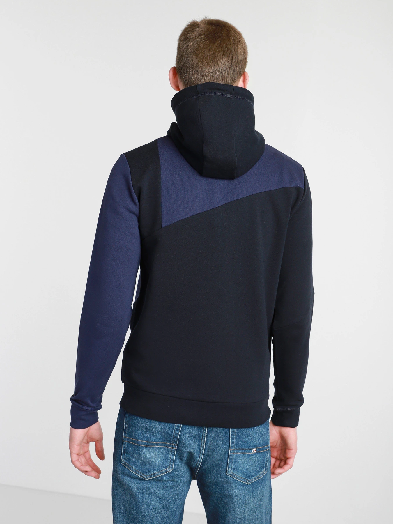 Худі та світшоти Tommy Hilfiger модель MW0MW17279-DY4 Худі та світшоти Tommy Hilfiger модель MW0MW17279-DY4 Фото