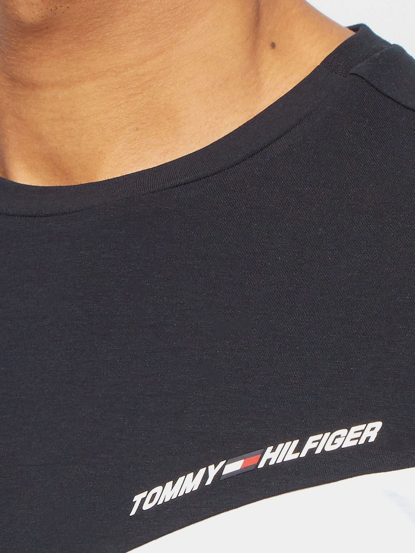 Футболки і поло Tommy Hilfiger модель MW0MW17281-YBR Фото