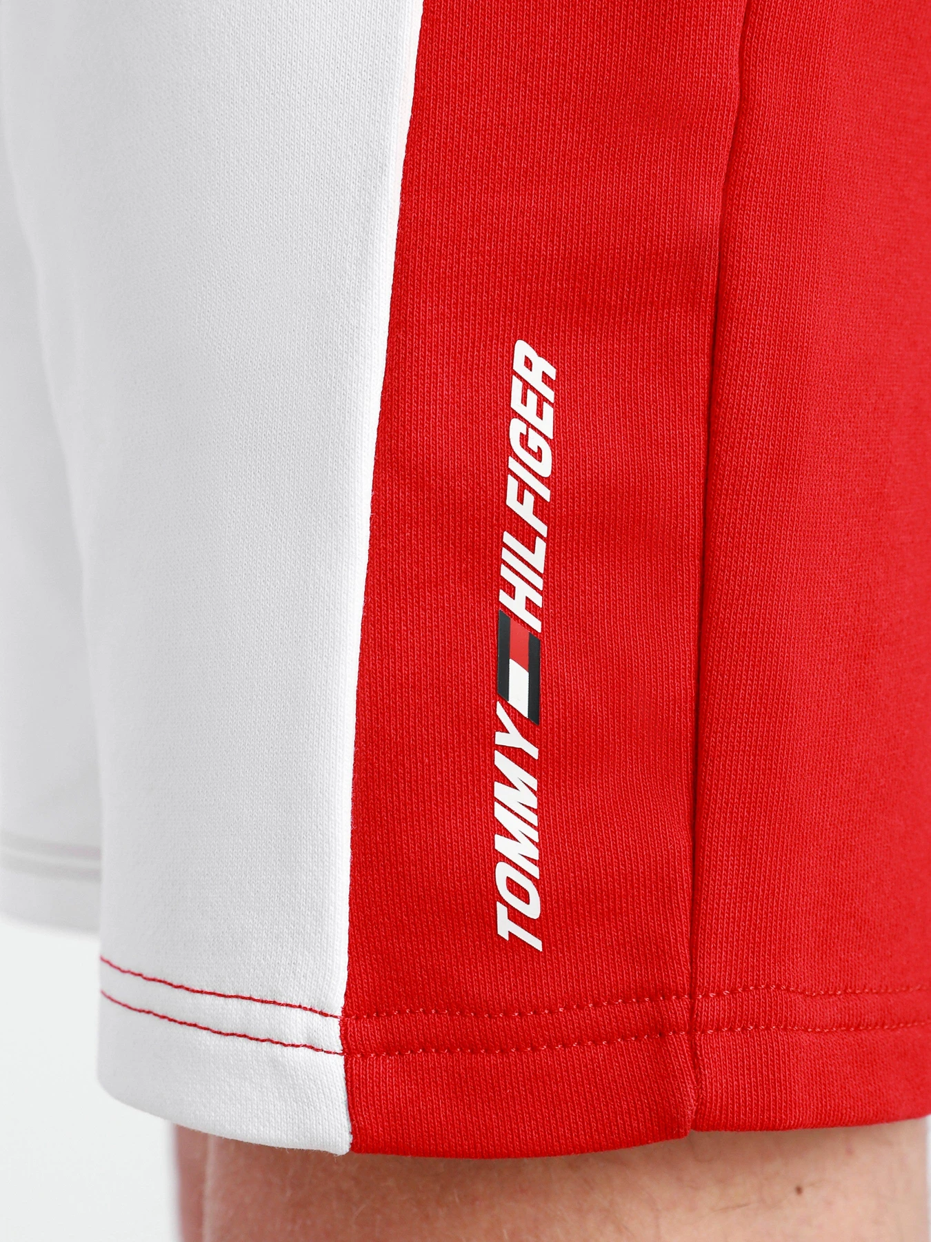 Шорти Tommy Hilfiger модель MW0MW17333-DW5 Шорти Tommy Hilfiger модель MW0MW17333-DW5 Фото