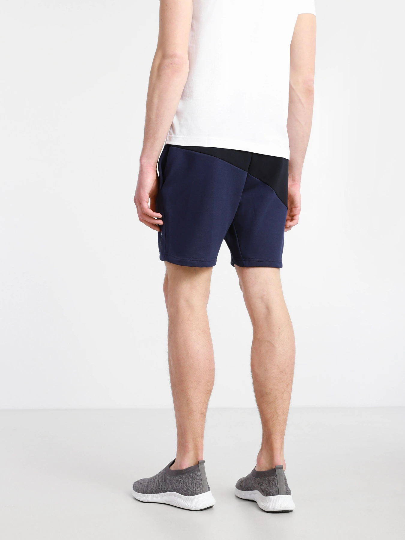 Шорти Tommy Hilfiger модель MW0MW17333-DY4 Шорти Tommy Hilfiger модель MW0MW17333-DY4 Фото