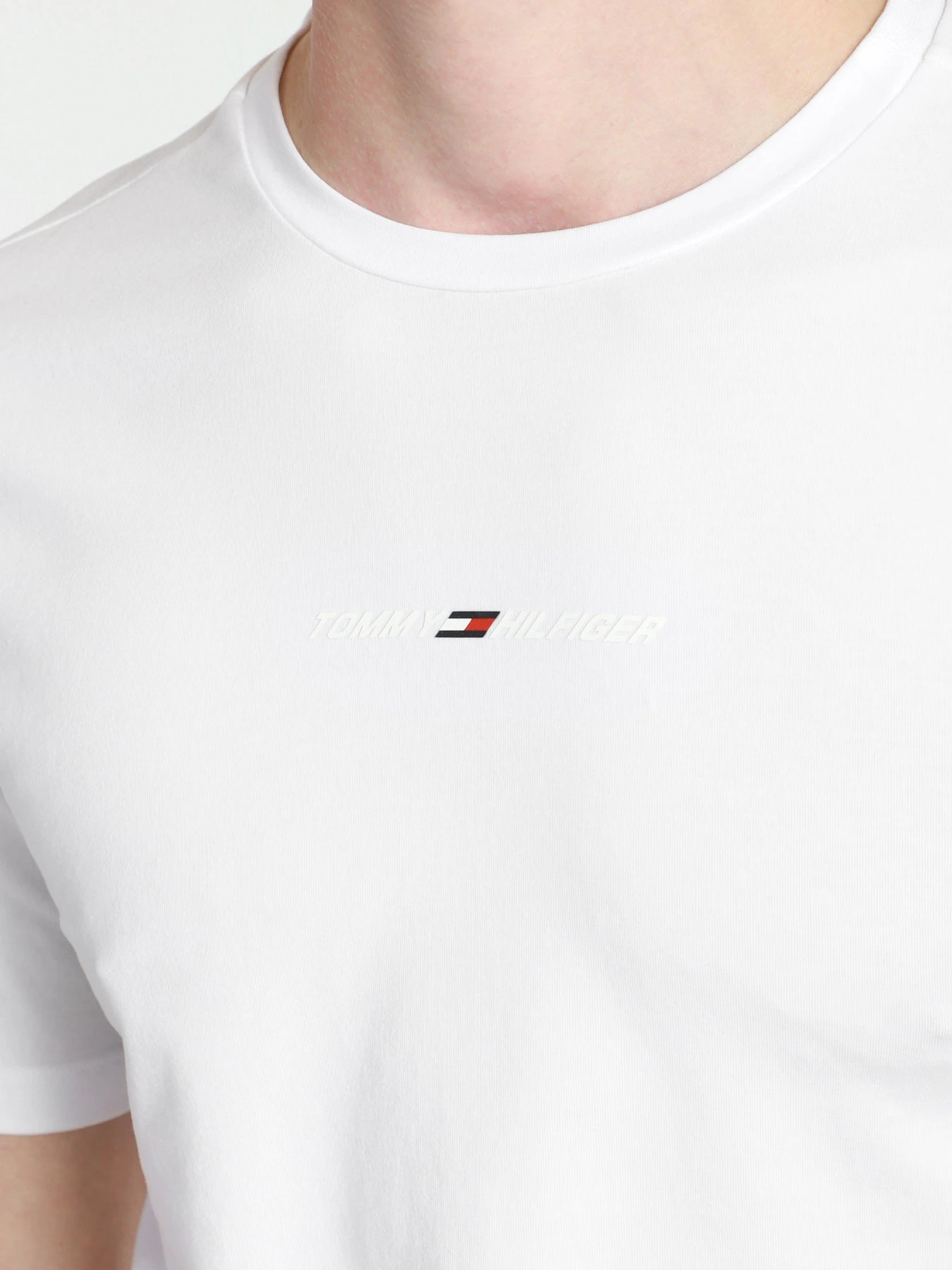 Футболки и поло Tommy Hilfiger модель MW0MW17373-YBR Футболки и поло Tommy Hilfiger модель MW0MW17373-YBR Фото