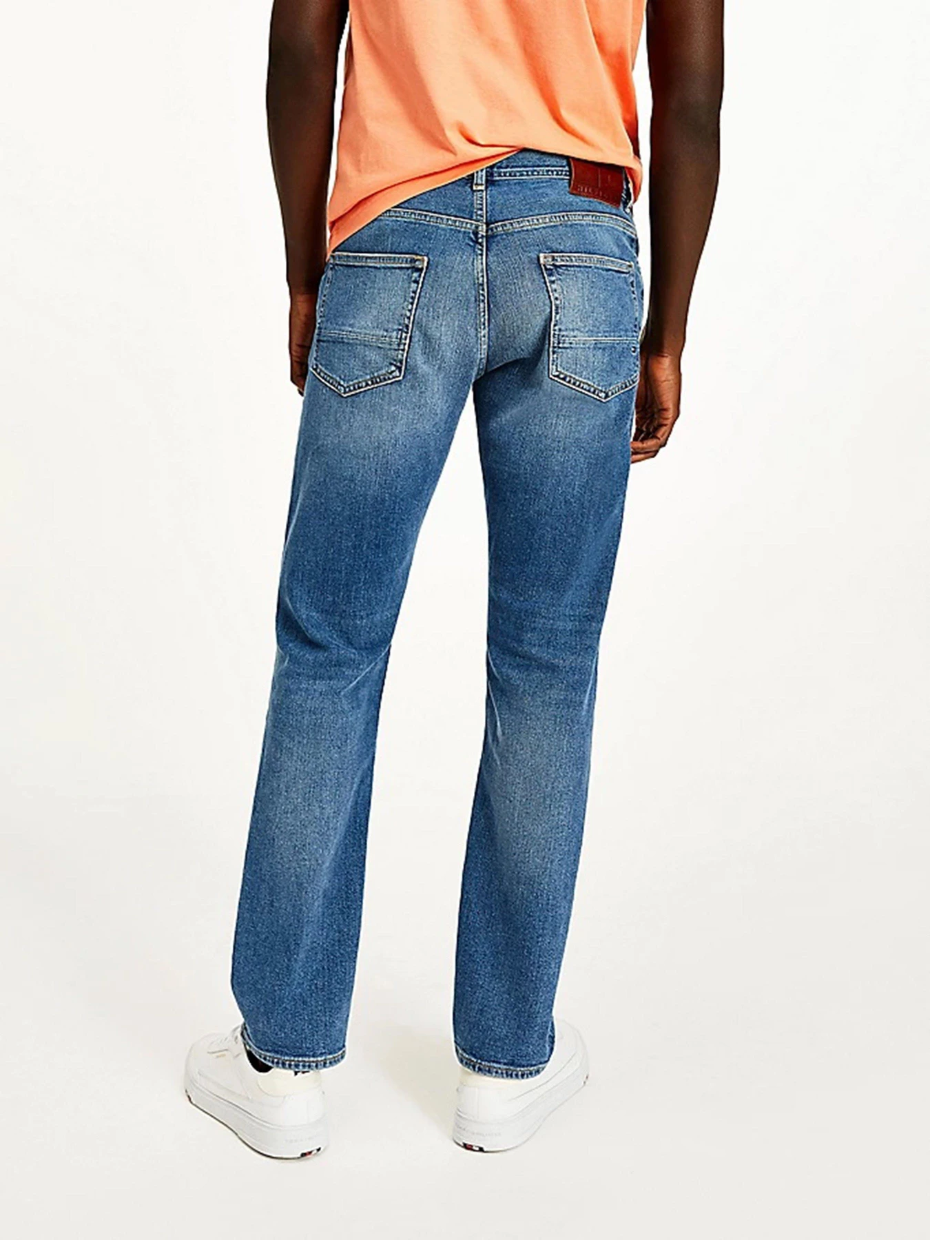 Джинсы Tommy Hilfiger модель MW0MW18036-1A9 Фото