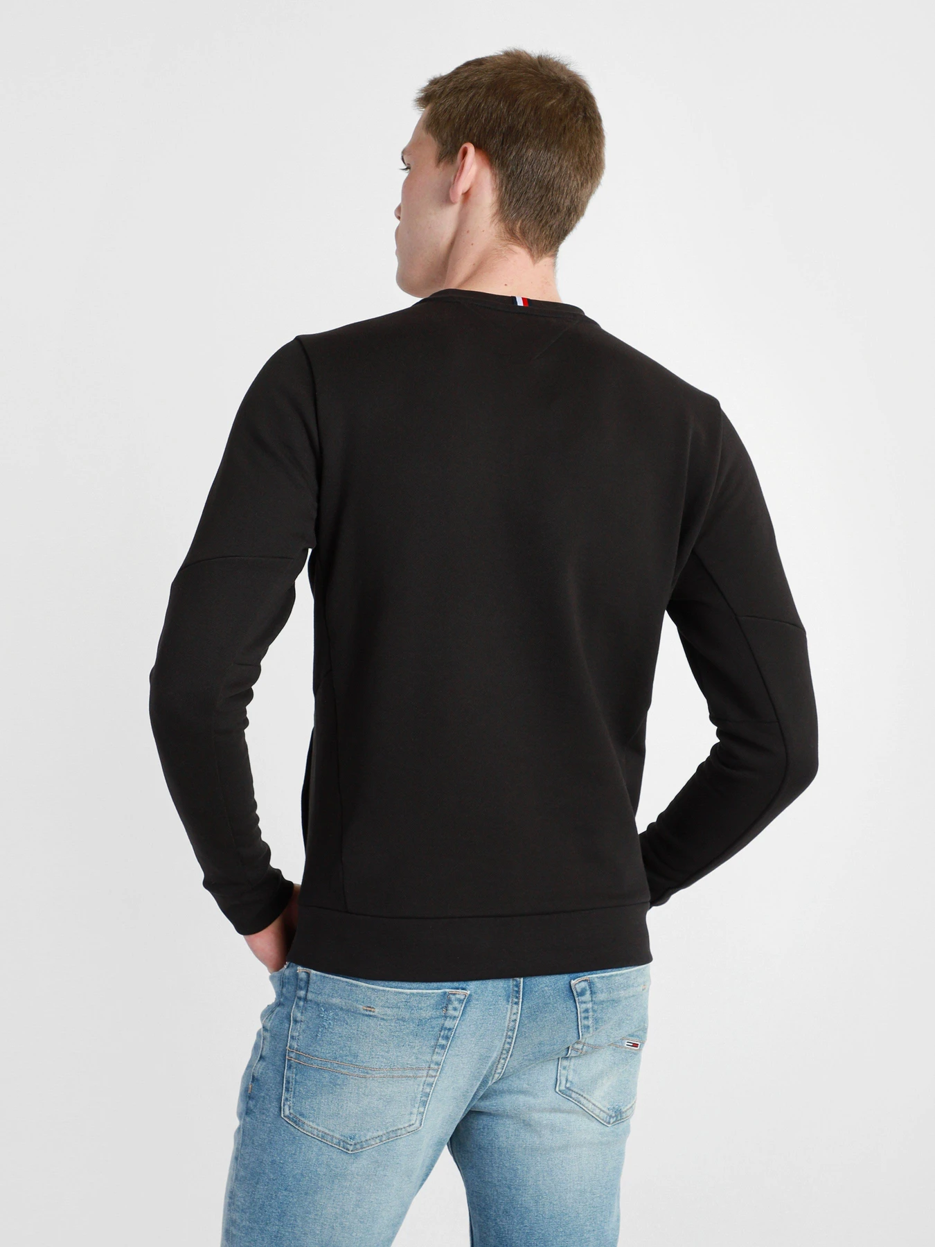 Худи и свитшоты Tommy Hilfiger модель MW0MW18459-BDS Худи и свитшоты Tommy Hilfiger модель MW0MW18459-BDS Фото