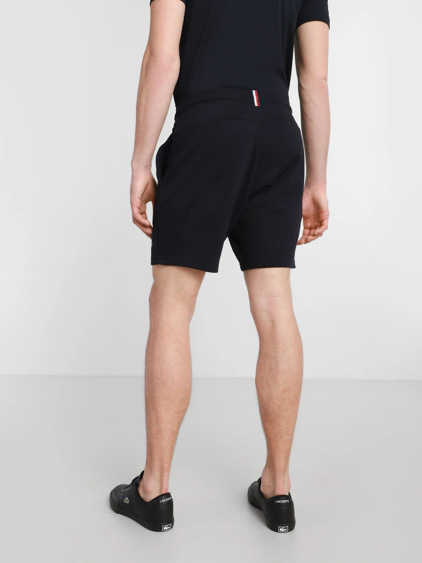 Шорти Tommy Hilfiger модель MW0MW18461-DW5 Шорти Tommy Hilfiger модель MW0MW18461-DW5 Фото