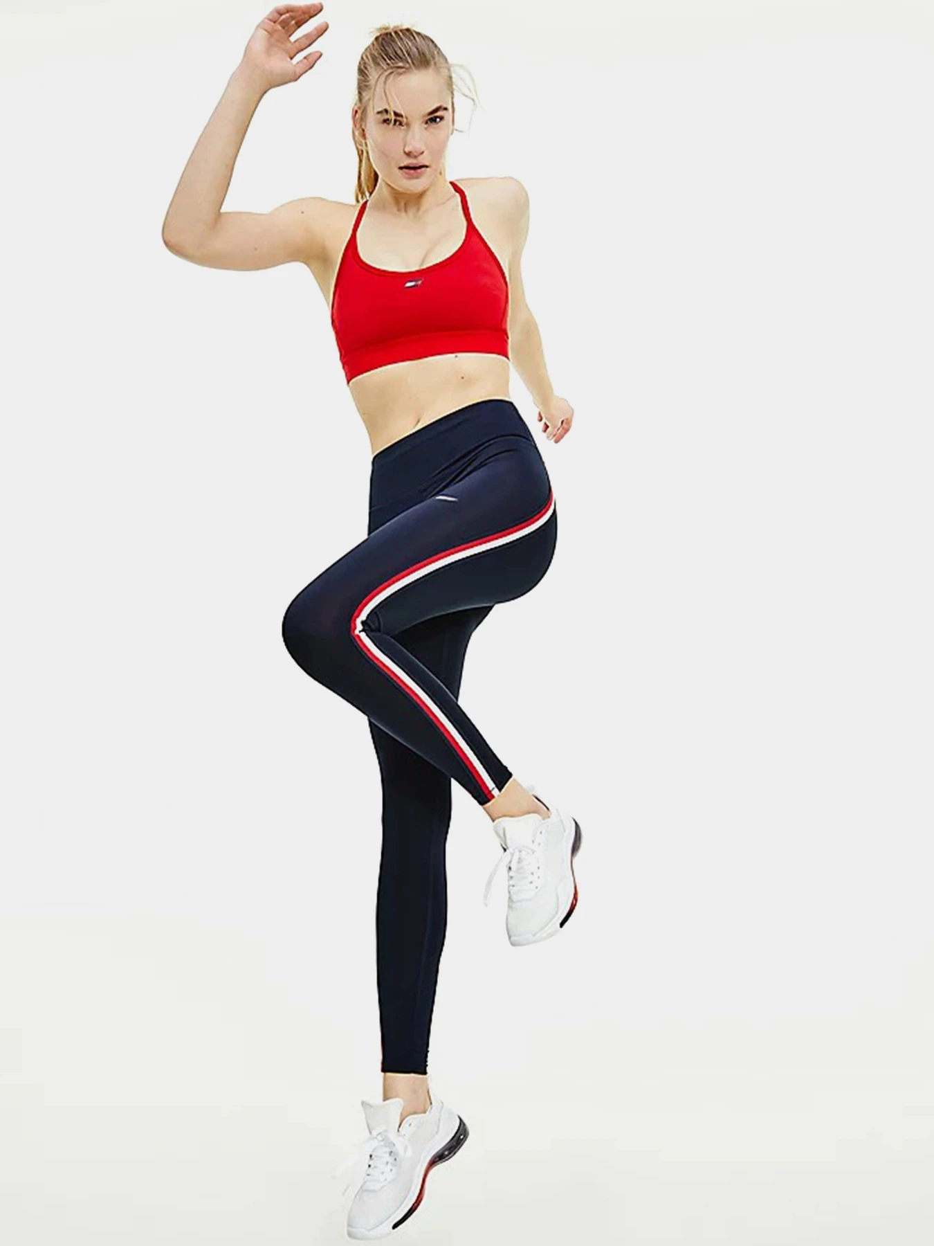 Футболки і поло Tommy Hilfiger модель S10S100971-XLG Фото