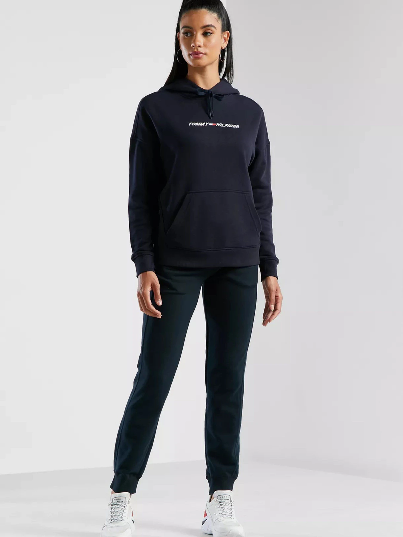Худи и свитшоты Tommy Hilfiger COOL модель S10S100980-DW5 Фото