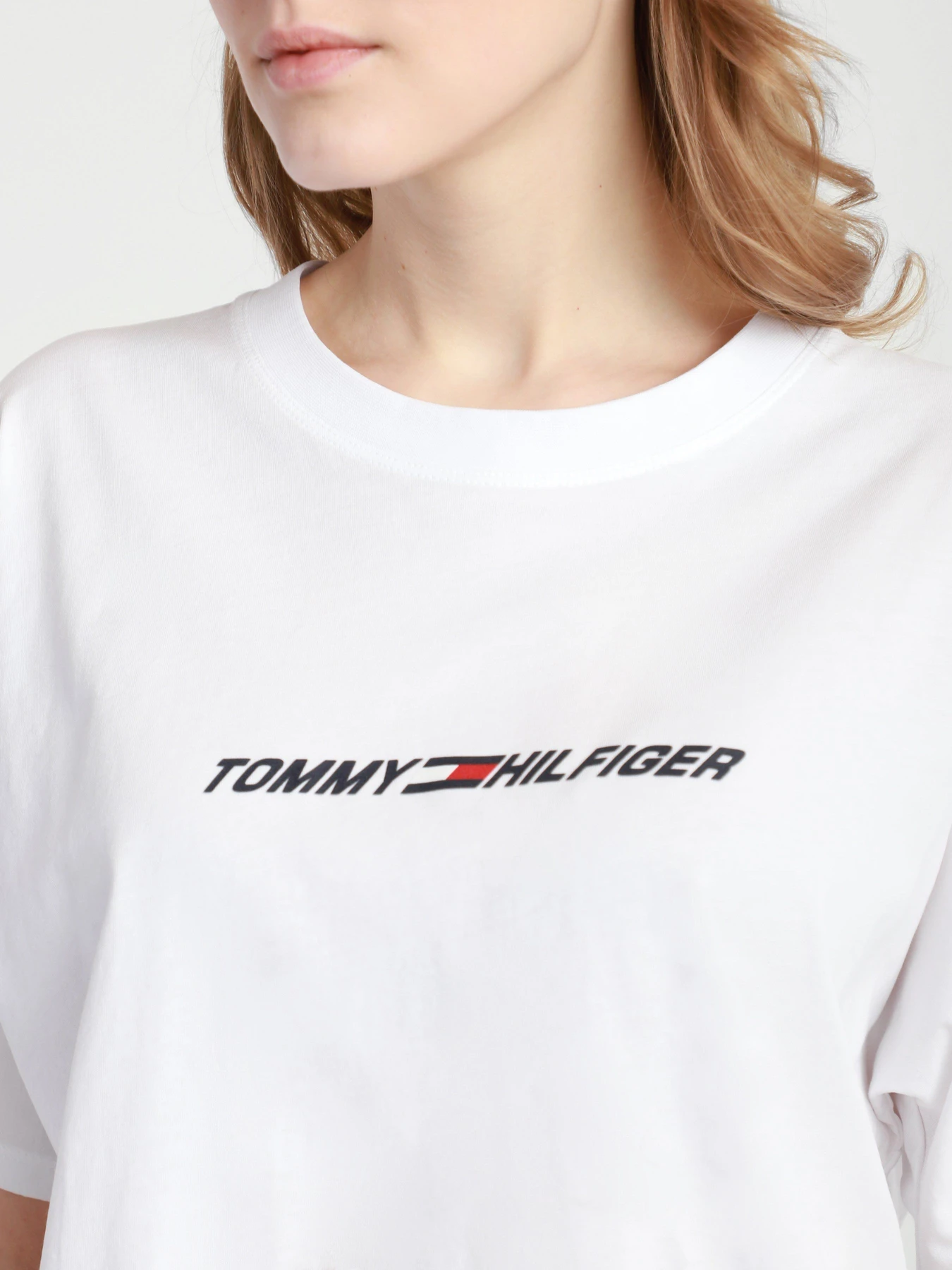 Футболки і поло Tommy Hilfiger модель S10S100992-YCF Футболки і поло Tommy Hilfiger модель S10S100992-YCF Фото