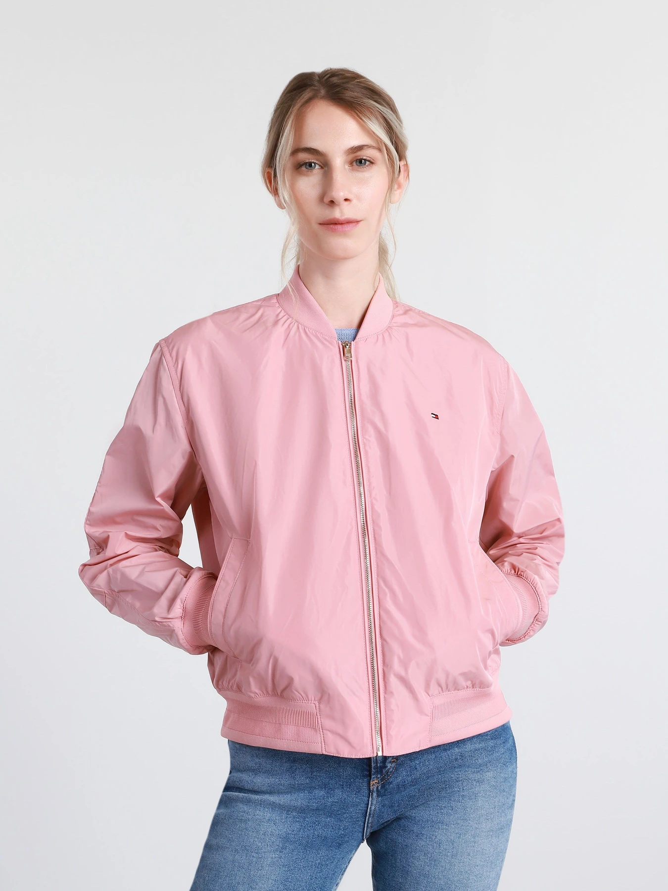 Куртки та дублянки Tommy Hilfiger модель WW0WW30161-TQS Куртки та дублянки Tommy Hilfiger модель WW0WW30161-TQS Фото
