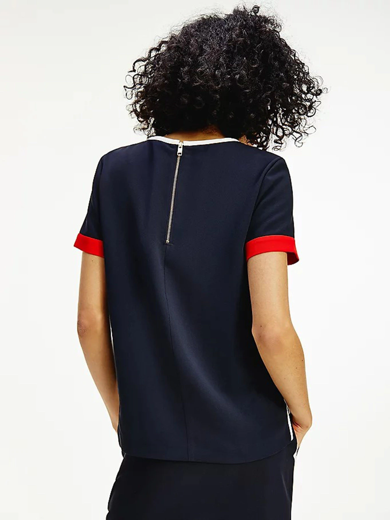 Футболки і поло Tommy Hilfiger модель WW0WW30638-0YD Фото