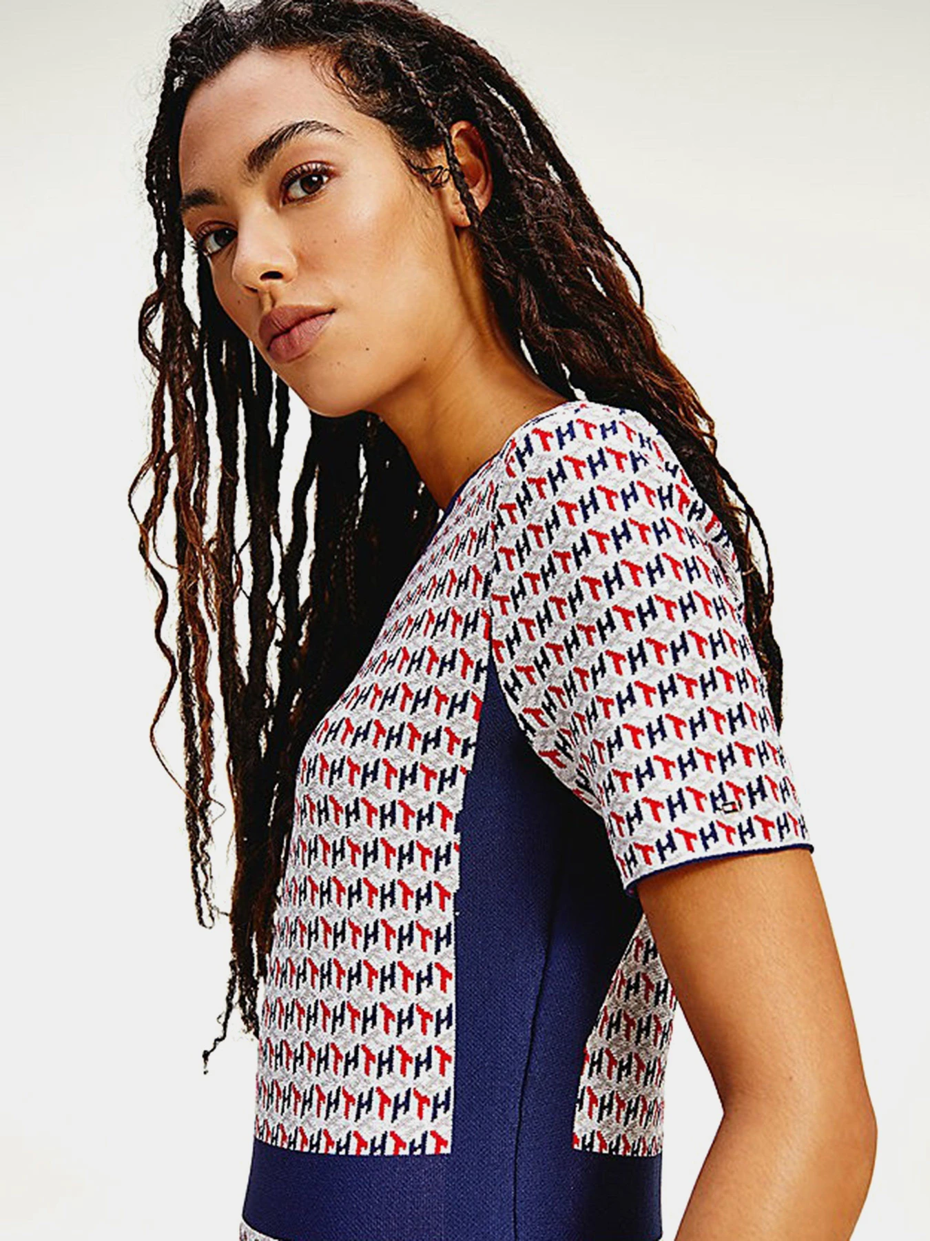 Платья Tommy Hilfiger модель WW0WW30338-0KQ Платья Tommy Hilfiger модель WW0WW30338-0KQ Фото