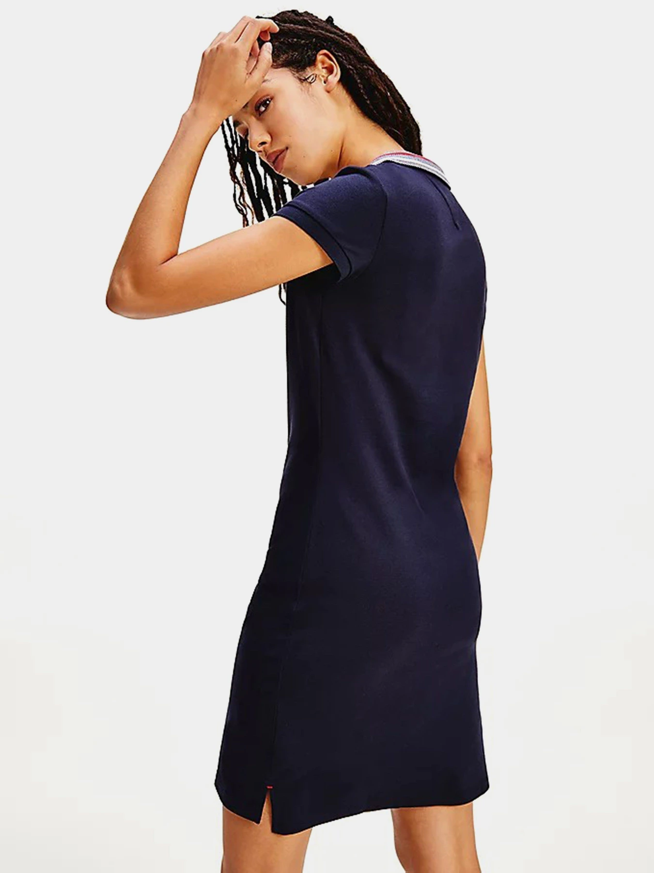 Платья Tommy Hilfiger модель WW0WW30502-DW5 Платья Tommy Hilfiger модель WW0WW30502-DW5 Фото