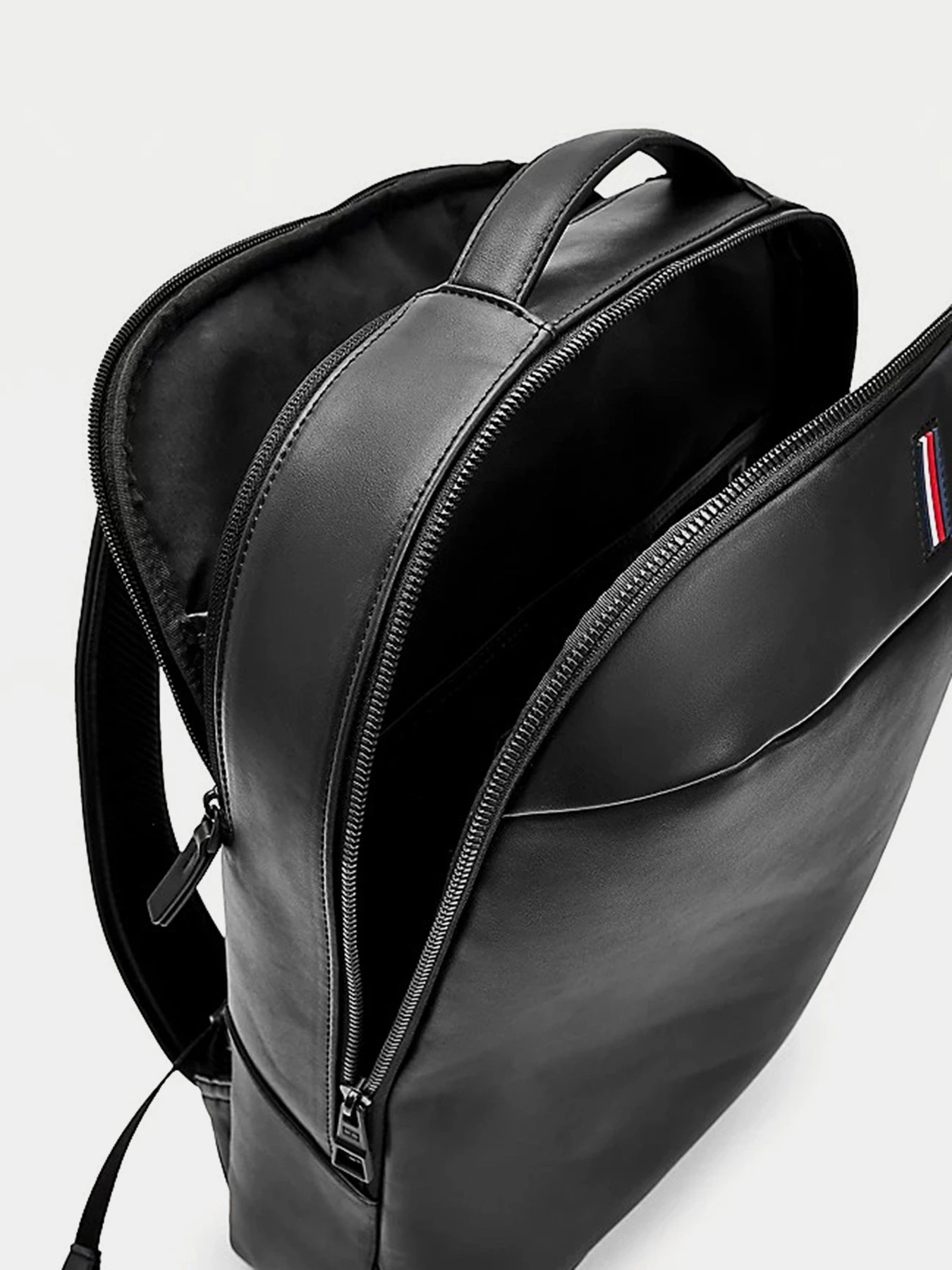Рюкзаки Tommy Hilfiger модель AM0AM07209-BDS Фото
