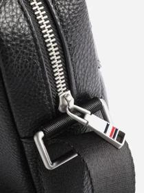 Сумки Tommy Hilfiger модель AM0AM07230-BDS Фото