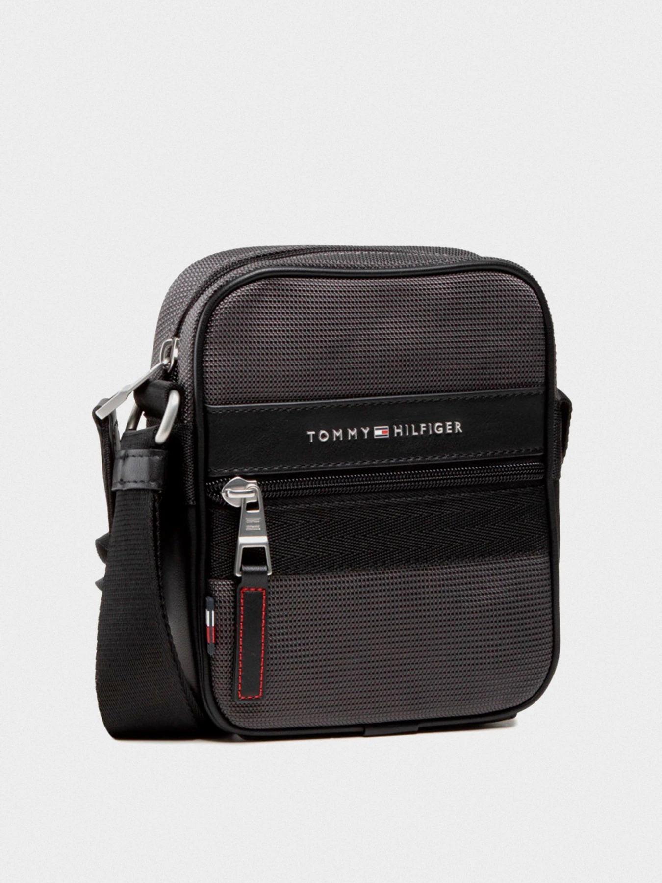 Сумки Tommy Hilfiger модель AM0AM07232-PQ8 Сумки Tommy Hilfiger модель AM0AM07232-PQ8 Фото