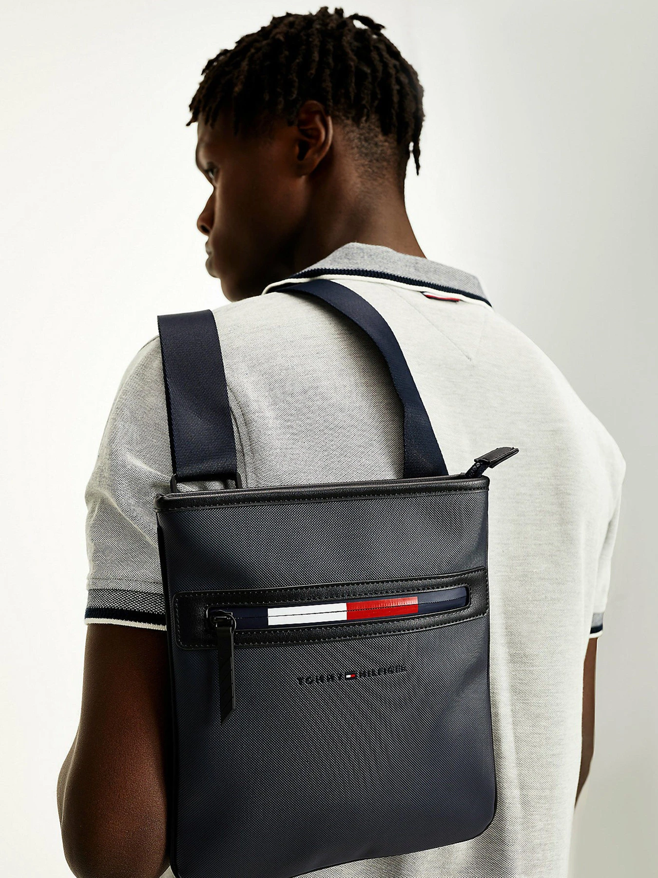Сумки Tommy Hilfiger модель AM0AM07259-DW5 Сумки Tommy Hilfiger модель AM0AM07259-DW5 Фото