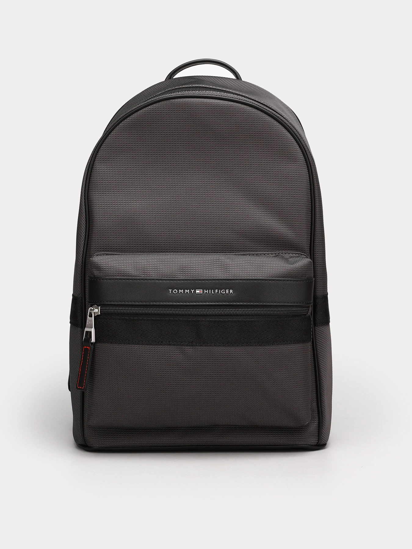 Рюкзаки Tommy Hilfiger модель AM0AM07261-PQ8 Рюкзаки Tommy Hilfiger модель AM0AM07261-PQ8 Фото