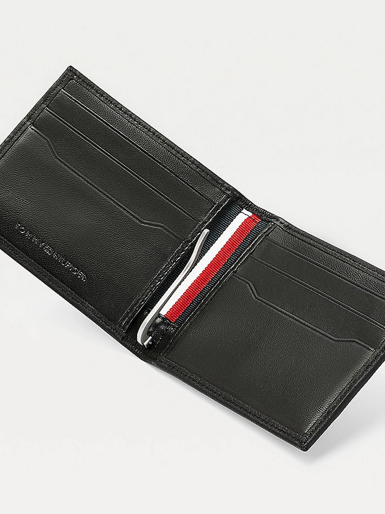 Гаманці Tommy Hilfiger DOWNTOWN модель AM0AM07297-BDS Гаманці Tommy Hilfiger DOWNTOWN модель AM0AM07297-BDS Фото