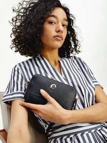 Сумки Tommy Hilfiger модель AW0AW09666-BDS Фото