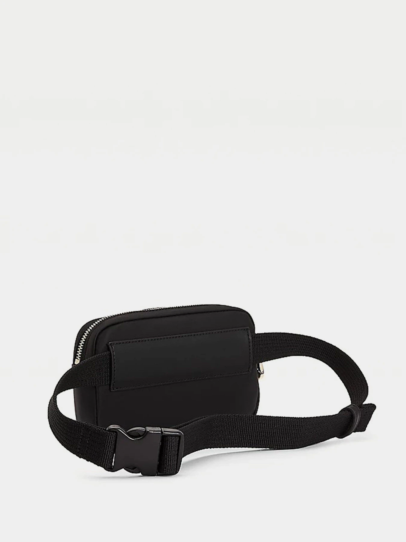 Сумки Tommy Hilfiger модель AW0AW09668-BDS Сумки Tommy Hilfiger модель AW0AW09668-BDS Фото