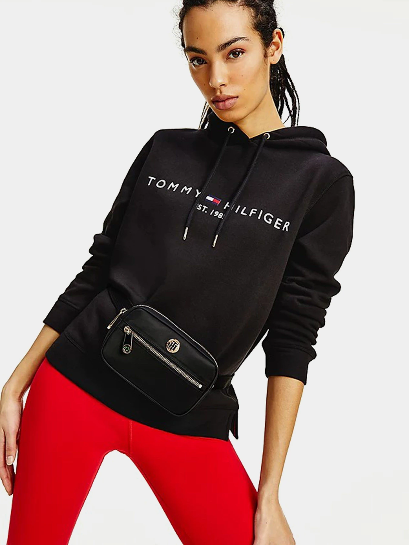 Сумки Tommy Hilfiger модель AW0AW09668-BDS Сумки Tommy Hilfiger модель AW0AW09668-BDS Фото