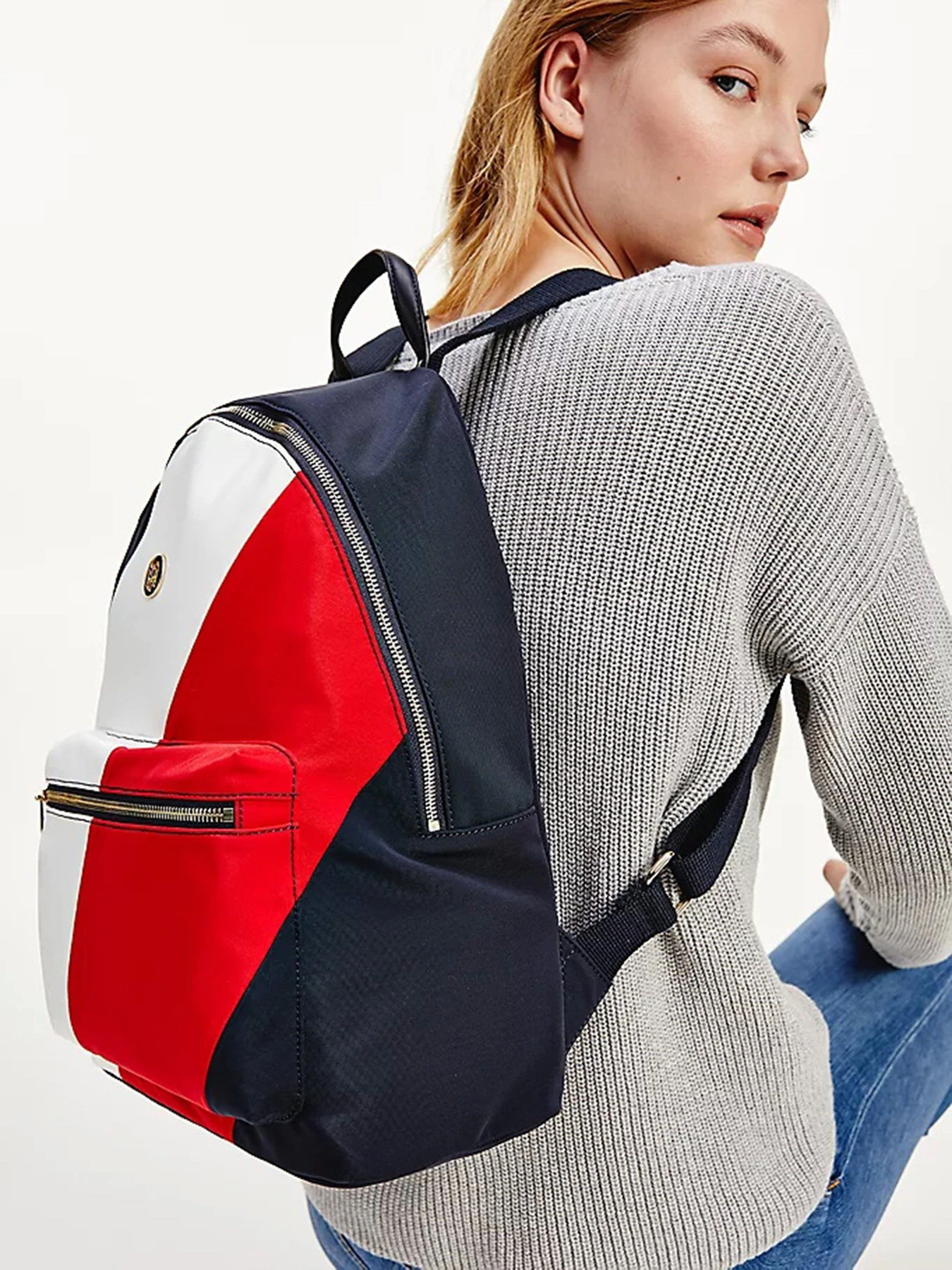 Рюкзаки Tommy Hilfiger модель AW0AW09692-0GY Рюкзаки Tommy Hilfiger модель AW0AW09692-0GY Фото