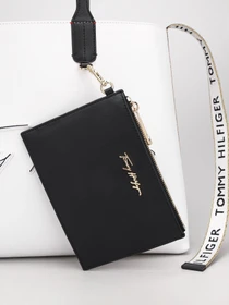 Сумки Tommy Hilfiger модель AW0AW09707-YAF Фото
