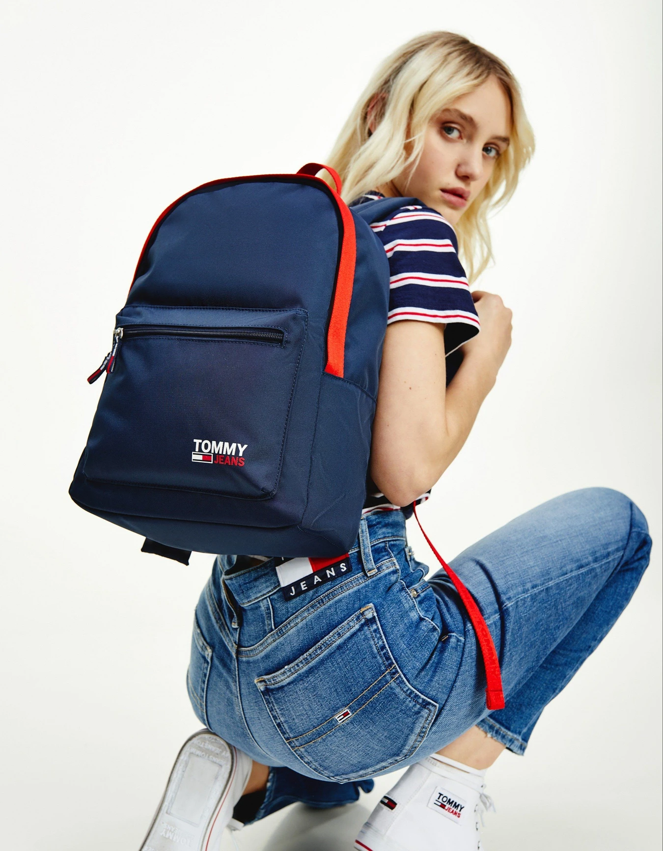 Рюкзаки Tommy Hilfiger модель AW0AW09712-C87 Рюкзаки Tommy Hilfiger модель AW0AW09712-C87 Фото