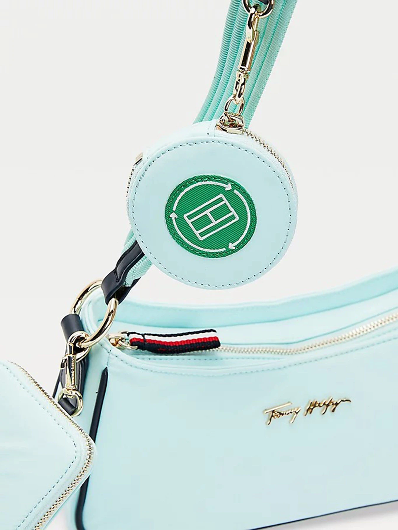Сумки Tommy Hilfiger модель AW0AW10037-L4T Сумки Tommy Hilfiger модель AW0AW10037-L4T Фото