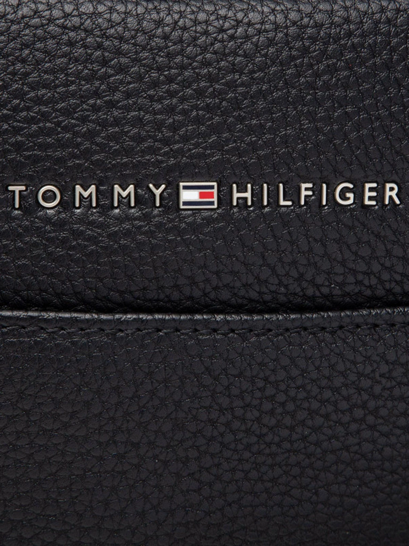 Сумки Tommy Hilfiger модель AM0AM07796-BDS Фото