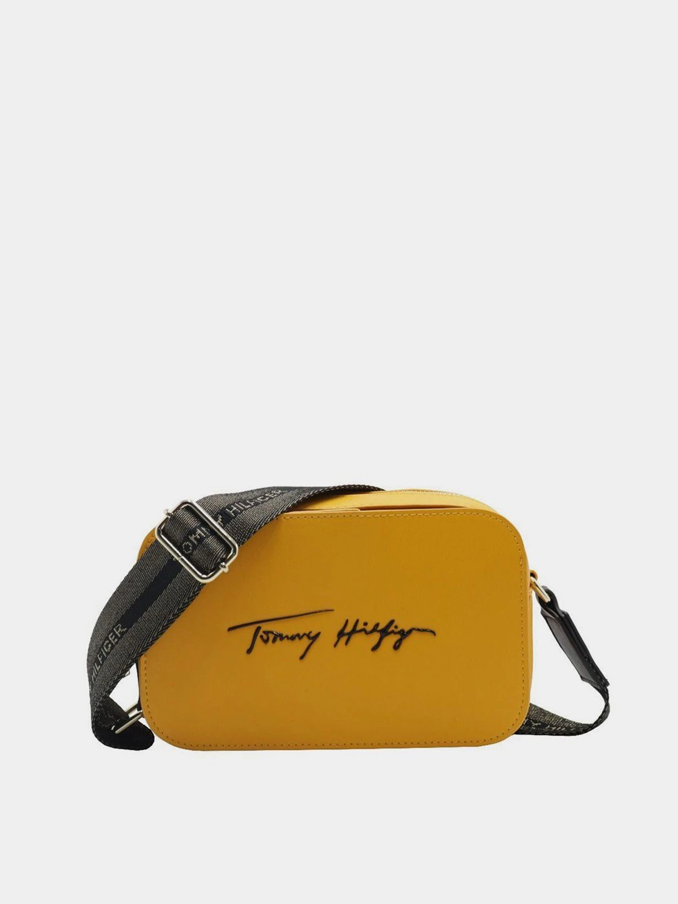Сумки Tommy Hilfiger Iconic Tommy Camera Sign модель AW0AW10464-ZER Сумки Tommy Hilfiger Iconic Tommy Camera Sign модель AW0AW10464-ZER Фото