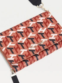 Сумки Tommy Hilfiger модель AW0AW10771-SM8 Фото