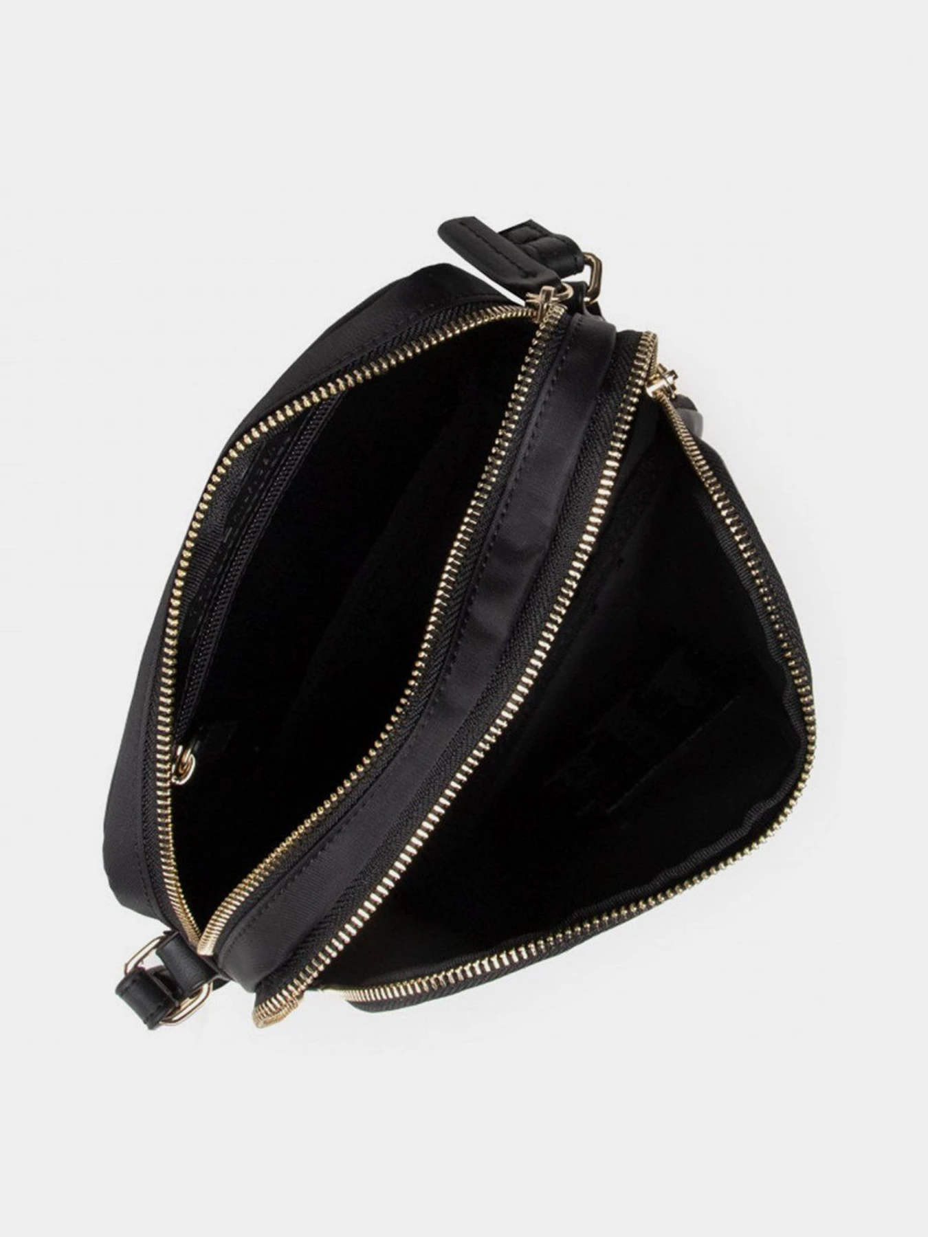 Сумки Tommy Hilfiger модель AW0AW10470-BDS Сумки Tommy Hilfiger модель AW0AW10470-BDS Фото