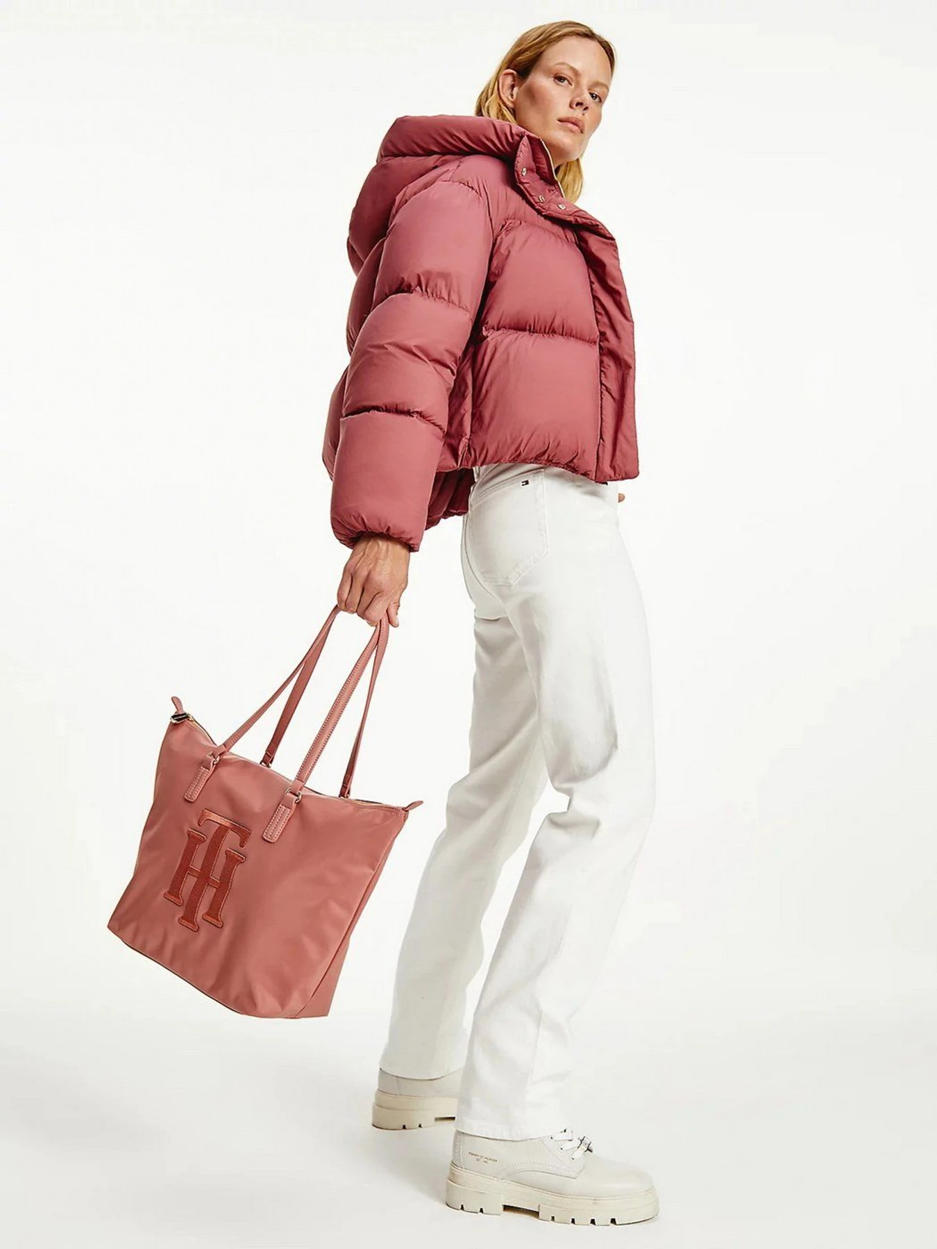 Сумки Tommy Hilfiger модель AW0AW10465-SM8 Фото