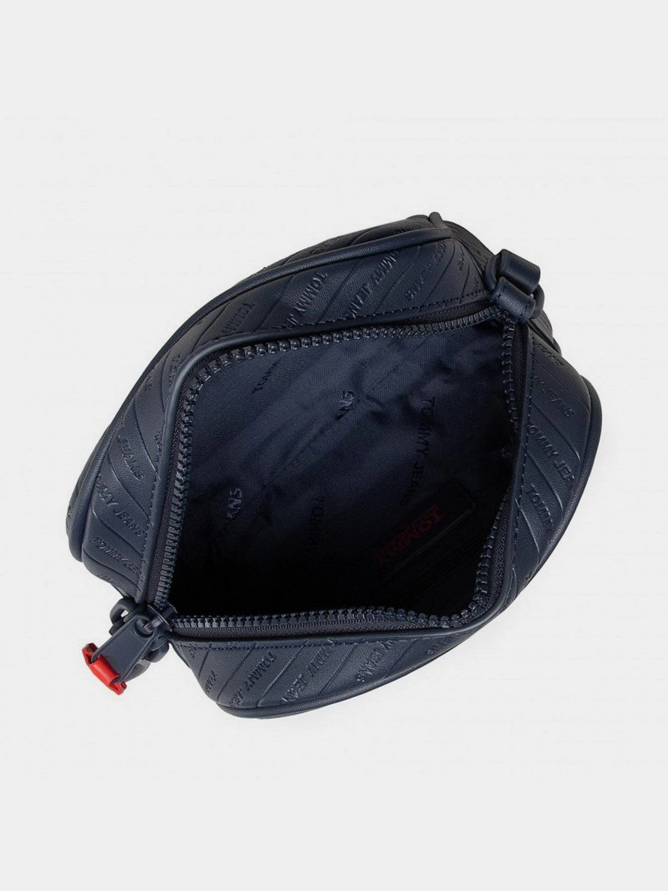 Сумки Tommy Hilfiger модель AW0AW10674-C87 Сумки Tommy Hilfiger модель AW0AW10674-C87 Фото